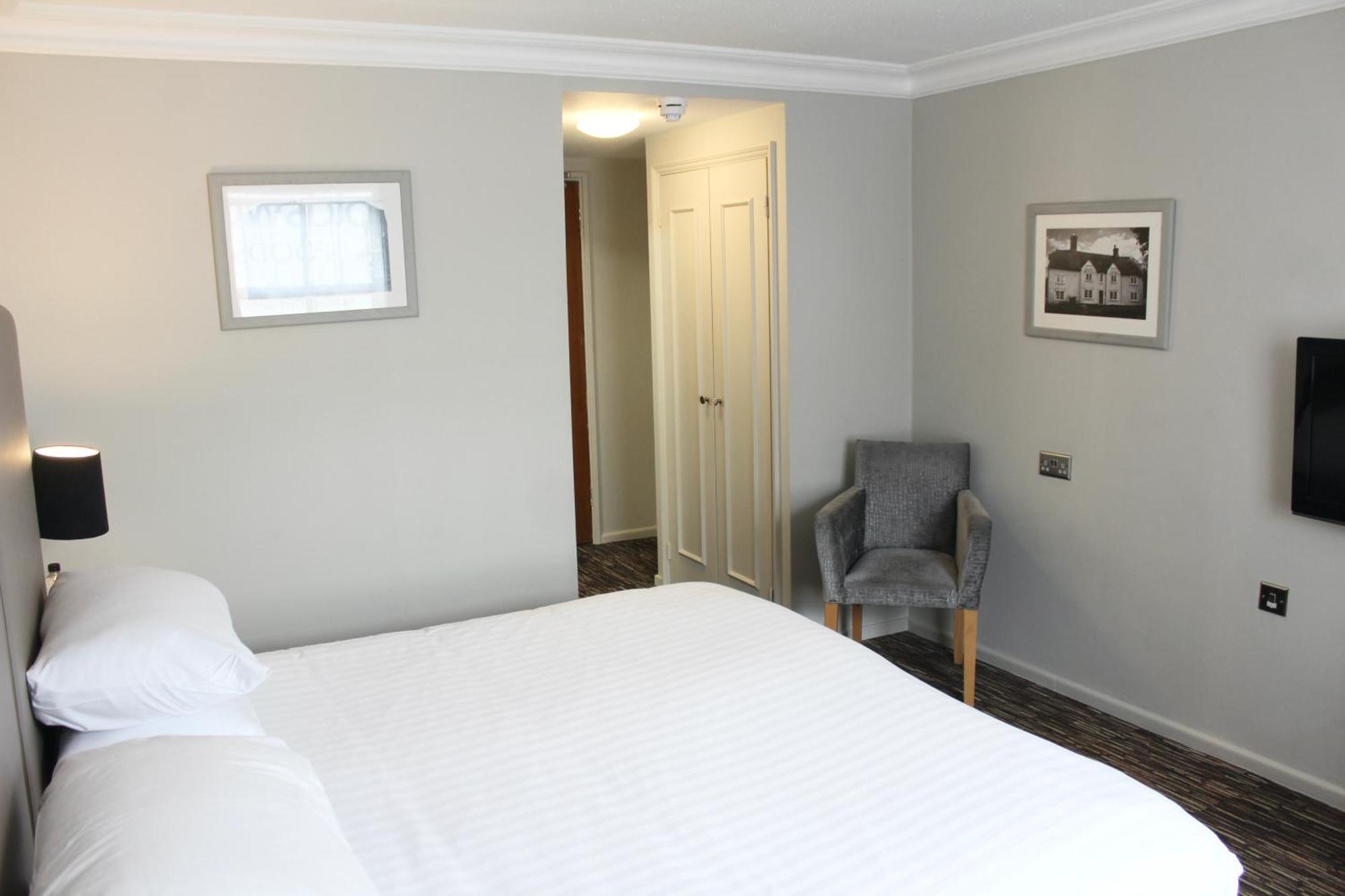 The Saracens Head Hotel غريت دنمو المظهر الخارجي الصورة
